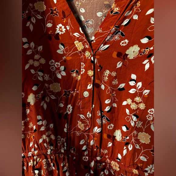 LOFT Coral Floral Dress with Cinched Waistline - Picture 4 of 4